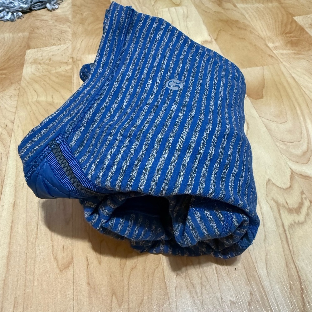 Lululemon Athletica Blue and Gray Striped Top Size L - Picture 13 of 15